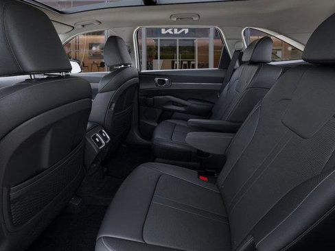 New 2025 Kia Sorento EX w/ Panoramic Sunroof Package image 18