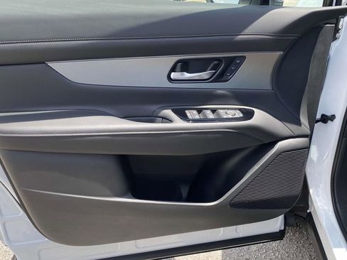 New 2025 Nissan Murano SL w/ Cargo Package image 16