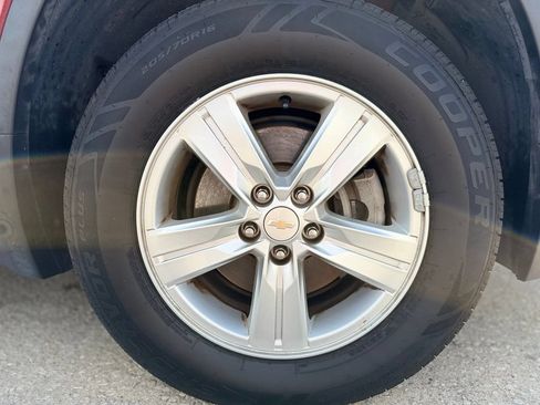 Used 2022 Chevrolet Trax LT w/ LT Convenience Package AWD/4WD image 10