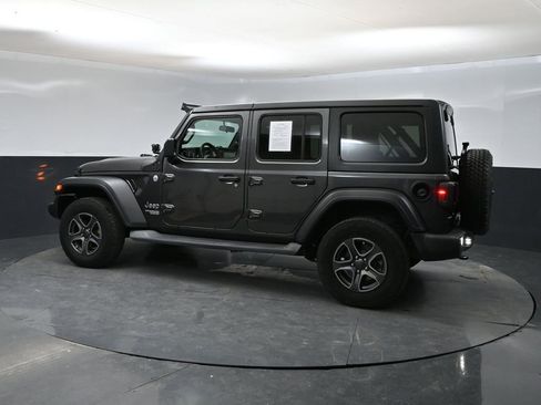 Used 2018 Jeep Wrangler Unlimited Sport S image 4