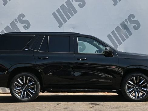 Used 2021 Cadillac Escalade Sport RWD image 4