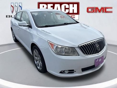 Used 2013 Buick LaCrosse Leather FWD image 3