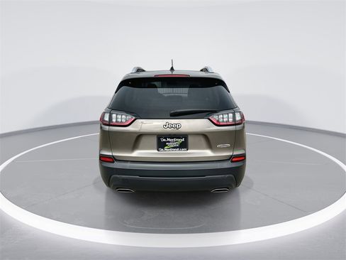 Used 2019 Jeep Cherokee Latitude w/ Popular Appearance Group image 7