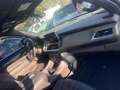 Used 2022 Chevrolet Suburban RST w/ Luxury Package image 13