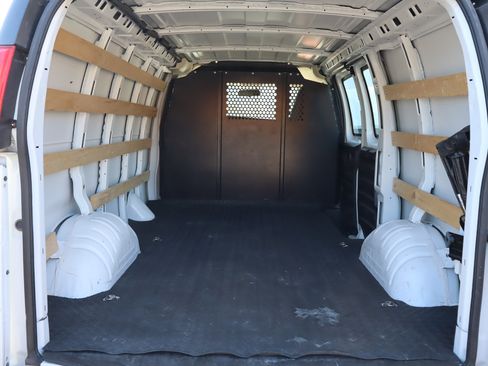 Used 2024 GMC Savana 2500 w/ Driver Convenience Package image 30