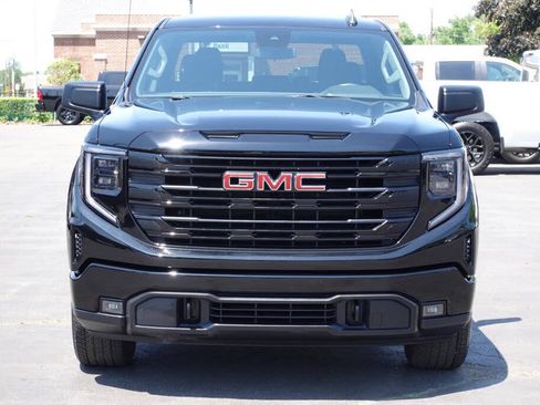 Used 2024 GMC Sierra 1500 Elevation AWD/4WD image 5