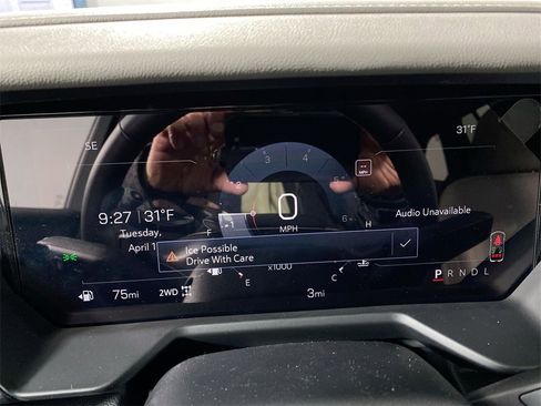 Used 2025 GMC Acadia Elevation w/ Elevation Premium Package image 15