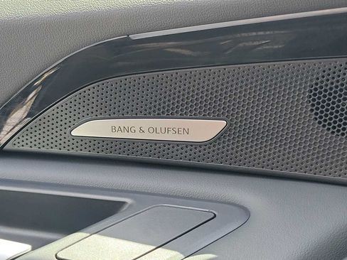 Certified 2025 Audi Q5 Premium Plus w/ Premium Plus AWD/4WD image 28