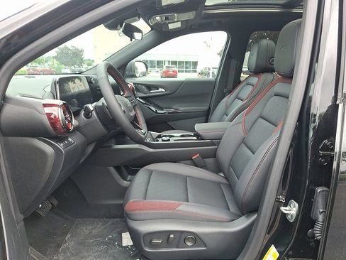 New 2026 Chevrolet Equinox RS w/ Convenience Package III FWD image 6
