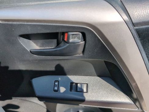 Used 2017 Toyota RAV4 LE w/ All Weather Liner Package AWD/4WD image 24