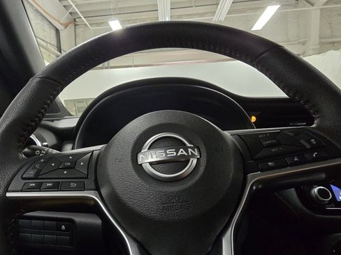 Used 2024 Nissan Kicks SR w/ SR Premium Package image 23