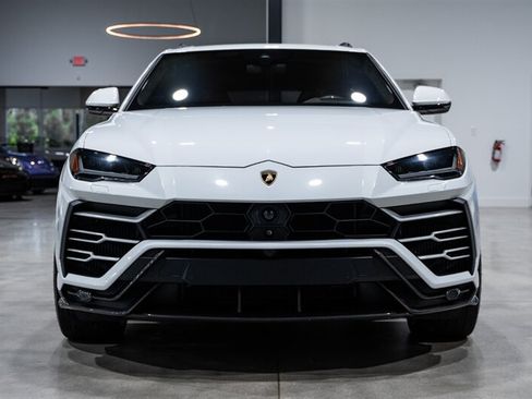 Used 2022 Lamborghini Urus AWD/4WD image 72