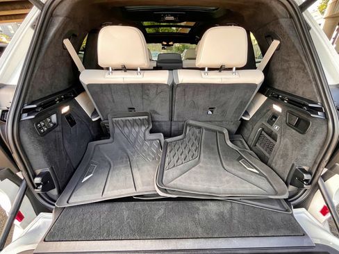 Used 2024 BMW X7 M60i w/ Executive Package AWD/4WD image 71
