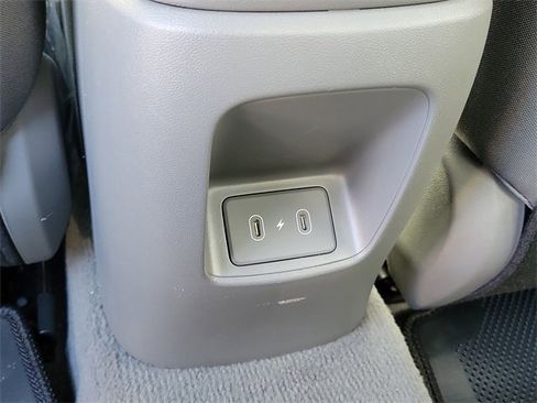 Certified 2025 Hyundai Elantra Sport image 17