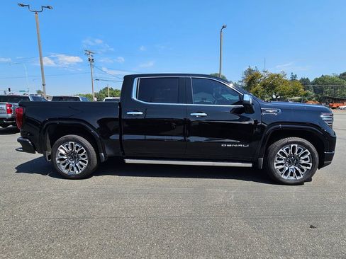 Used 2026 GMC Sierra 1500 Denali Ultimate AWD/4WD image 2