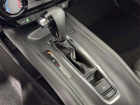 Used 2020 Honda HR-V LX image 28