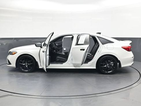 Used 2023 Honda Civic Sport image 35