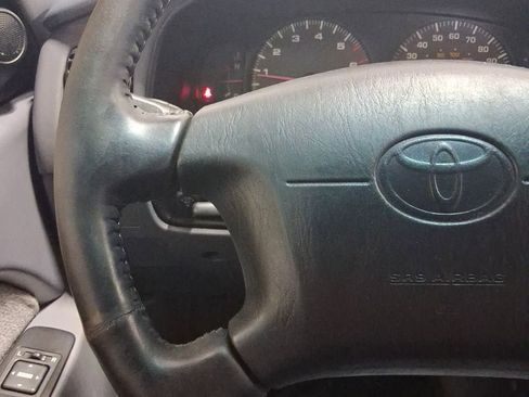 Used 2000 Toyota 4Runner SR5 image 23