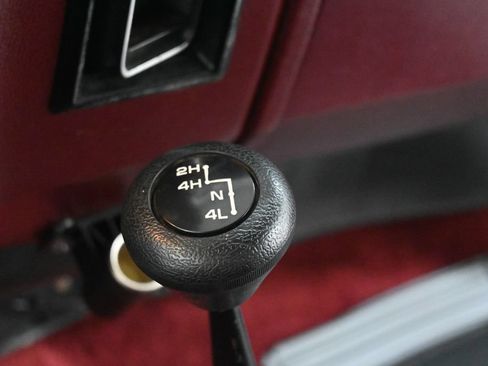 Used 1989 Dodge Ramcharger 4WD image 11
