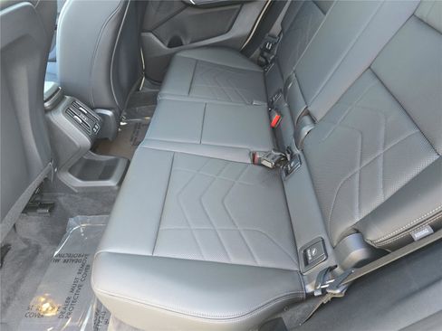 Used 2025 BMW X1 xDrive28i image 13