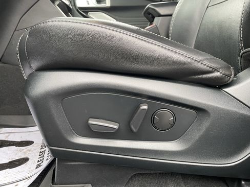 Certified 2022 Ford Explorer ST w/ Equipment Group 401A image 16