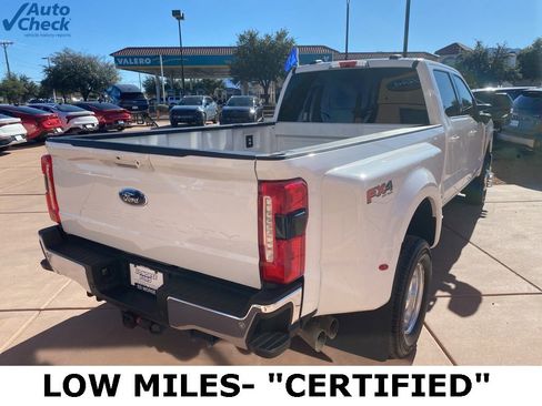 Used 2024 Ford F350 Lariat image 9