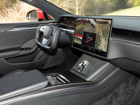 Used 2022 Tesla Model S Plaid image 60