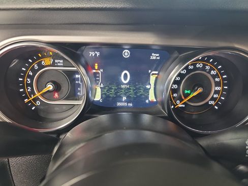 Used 2021 Jeep Wrangler Sport AWD/4WD image 18