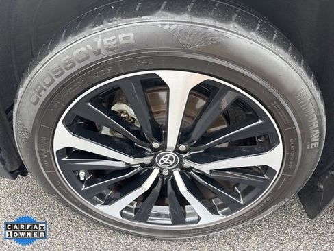 Used 2022 Toyota Highlander XSE image 44