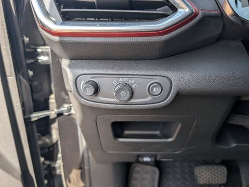 Used 2022 Chevrolet TrailBlazer RS w/ Sun and Liftgate Package FWD image 30