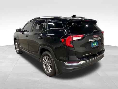Certified 2023 GMC Terrain SLT w/ Infotainment Package II AWD/4WD image 7