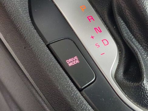 Used 2024 Kia Forte LXS FWD image 25