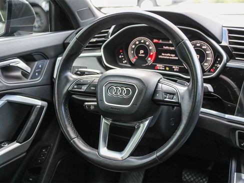 Used 2022 Audi Q3 2.0T Premium Plus w/ Premium Plus Package image 16