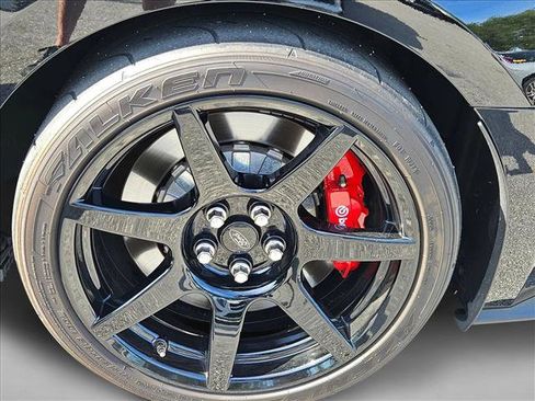 Used 2019 Ford Mustang Shelby GT350R w/ GT350R Equipment Group 920A RWD image 8