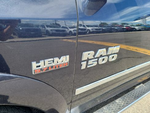 Used 2013 RAM 1500 Laramie w/ Convenience Group AWD/4WD image 9