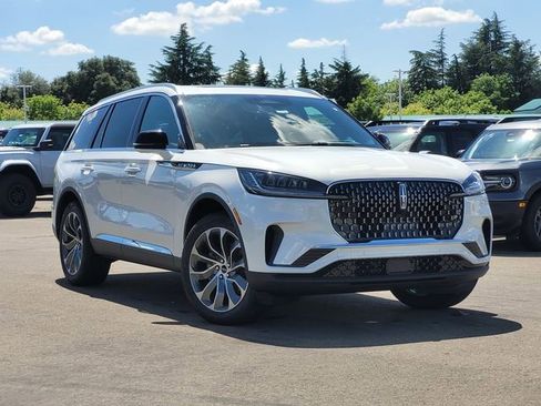 New 2026 Lincoln Aviator Reserve image 1