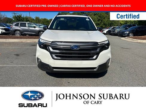 Used 2025 Subaru Forester Premium w/ Convenience Package #1 AWD/4WD image 2