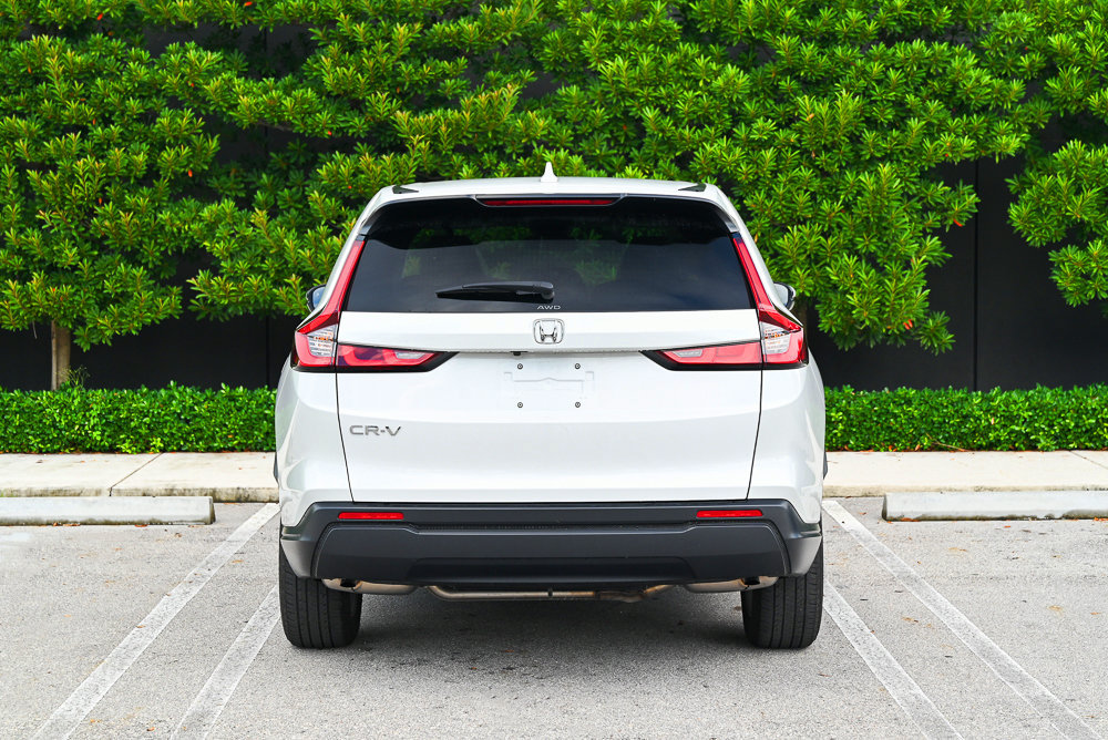 Used 2025 Honda CR-V EX image 3