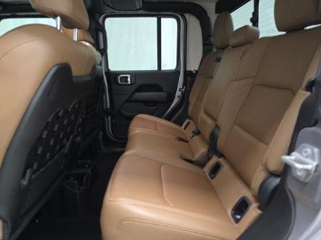 Used 2020 Jeep Gladiator Rubicon AWD/4WD image 7