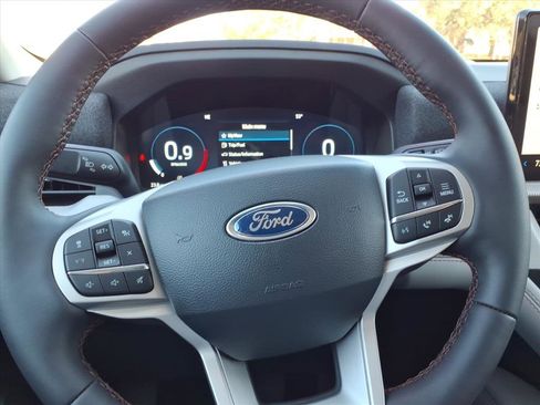 New 2026 Ford Explorer Active w/ Active Comfort Package image 25