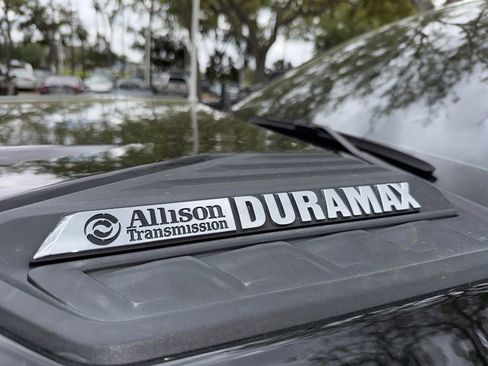 Used 2024 Chevrolet Silverado 2500 Custom w/ Custom Value Package image 13