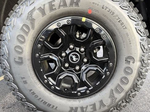 New 2025 Ford Bronco Badlands w/ Sasquatch Package image 70