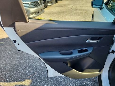 New 2026 Nissan Leaf SV+ w/ Floor Mat Package (SV+) FWD image 12