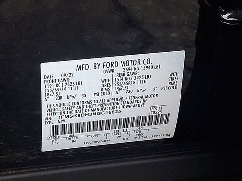 Certified 2022 Ford Explorer XLT image 26