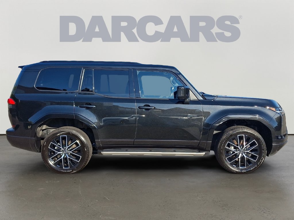 Used 2024 Lexus GX 550 w/ Accessory Package (Z1) AWD/4WD image 7