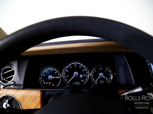 Used 2020 Rolls-Royce Cullinan AWD/4WD image 14
