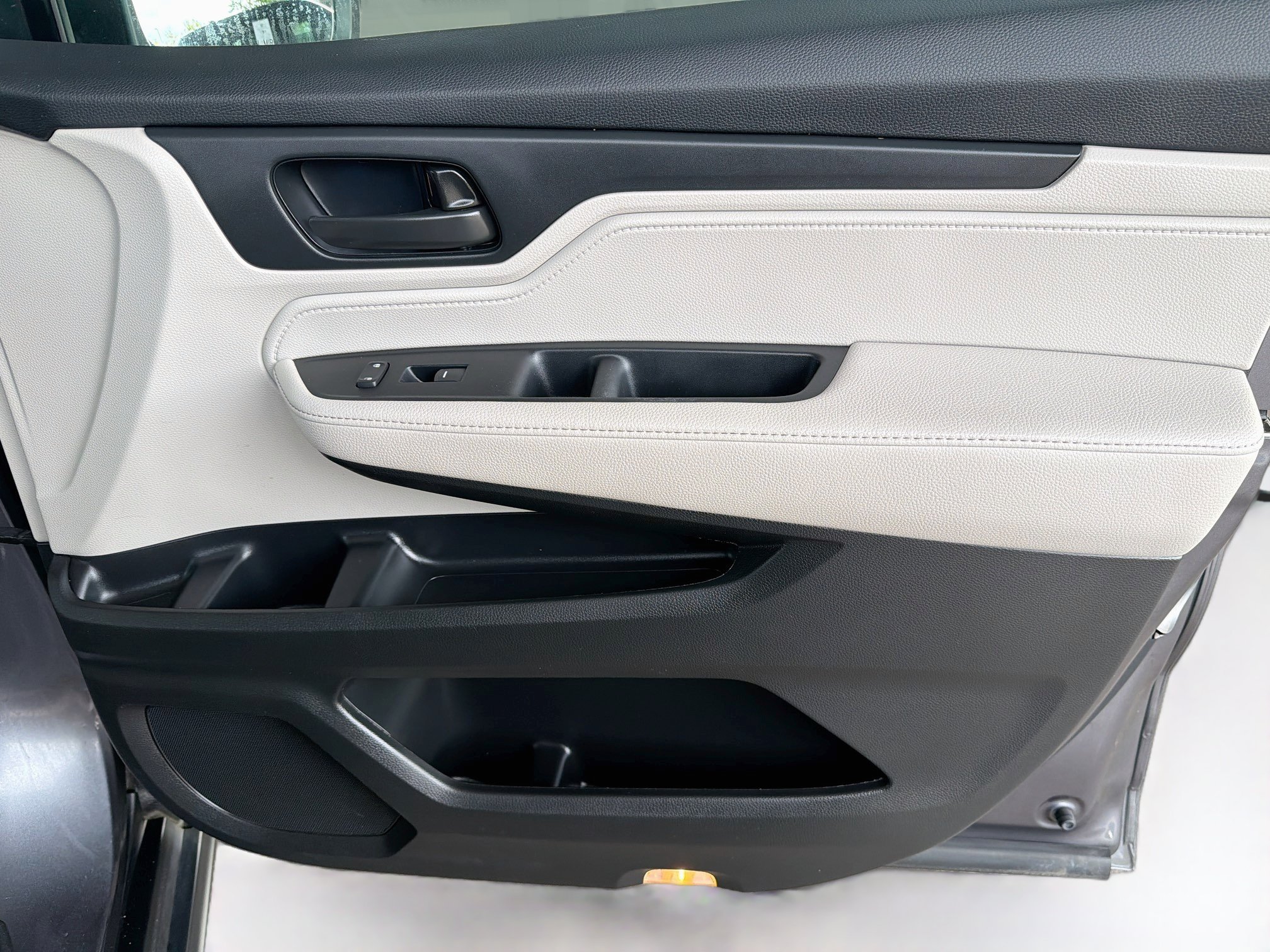 Used 2025 Honda Odyssey EX-L image 33