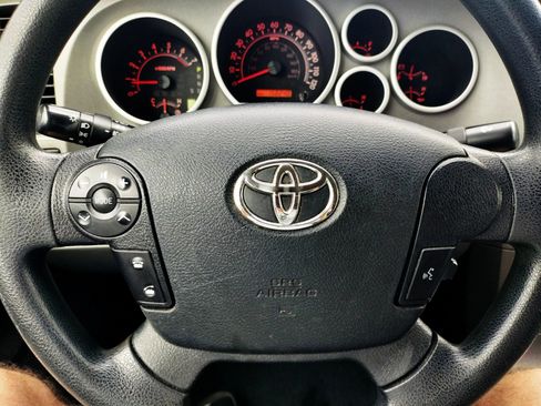 Used 2012 Toyota Tundra 4x4 Double Cab w/ SR5 Pkg image 25