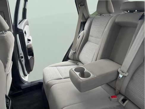 Used 2023 Nissan Rogue SV image 16