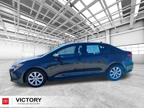 Certified 2025 Toyota Corolla LE image 6